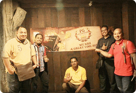 pengedar emas public gold